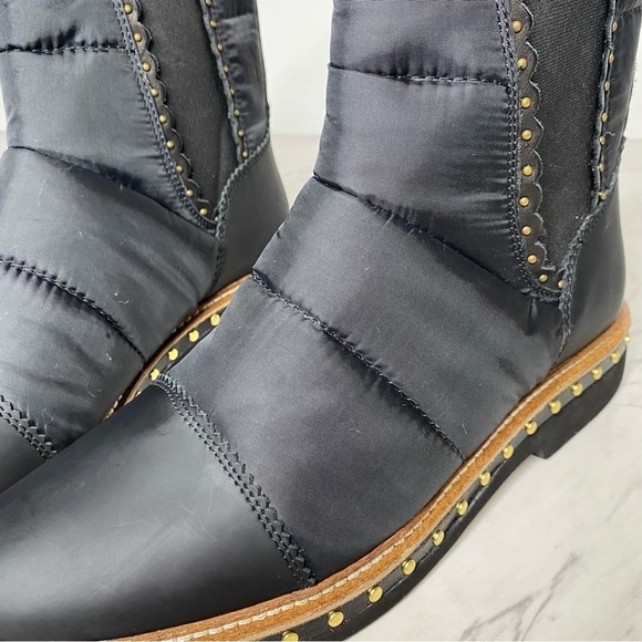 New! Free People Atlas Black Puffer Studded Chelsea Boot 9 - Picture 10 of 16